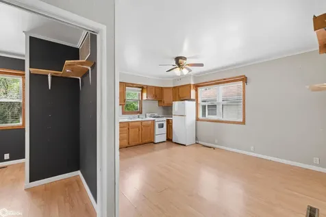 335 E L Street Forest City IA 50436