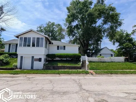 826 N 12th Street Keokuk IA 52632