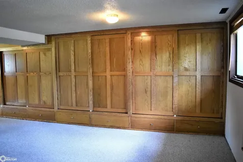 1815 Cottrell Avenue Iowa Falls IA 50126