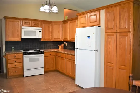1815 Cottrell Avenue Iowa Falls IA 50126