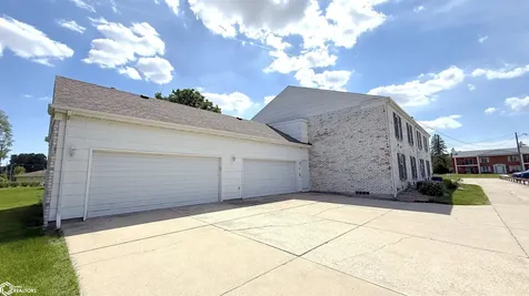 501 S Tennessee Place Mason City IA 50401