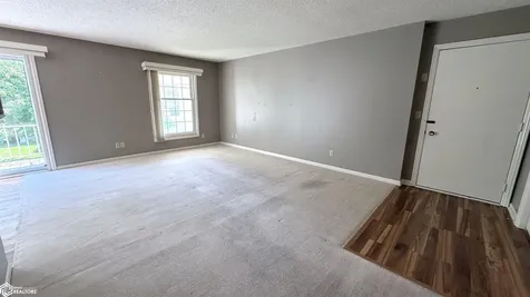 501 S Tennessee Place Mason City IA 50401