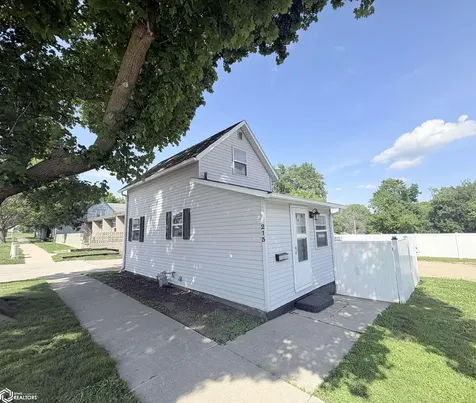 215 N 4th Street Forest City IA 50436