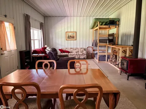 1726 150th Avenue Manchester IA 52057