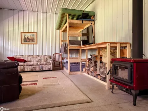 1726 150th Avenue Manchester IA 52057