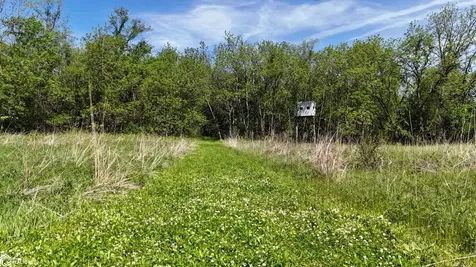 1726 150th Avenue Manchester IA 52057