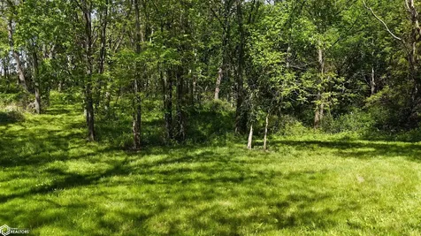 1726 150th Avenue Manchester IA 52057