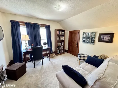 1008 S 8th Street Burlington IA 52601