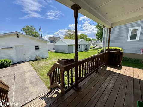 1008 S 8th Street Burlington IA 52601