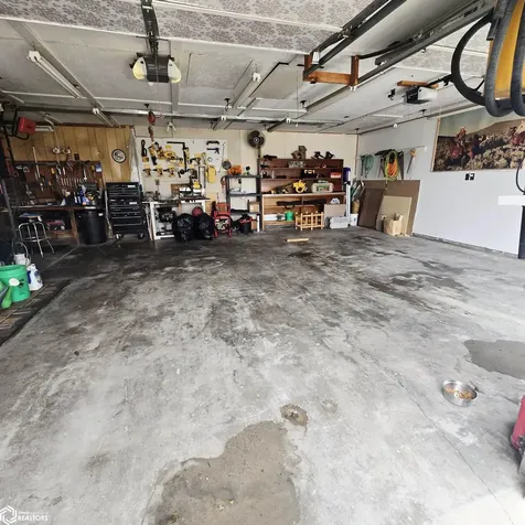 1307 Irvine Avenue New Sharon IA 50207