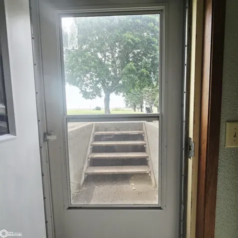1307 Irvine Avenue New Sharon IA 50207