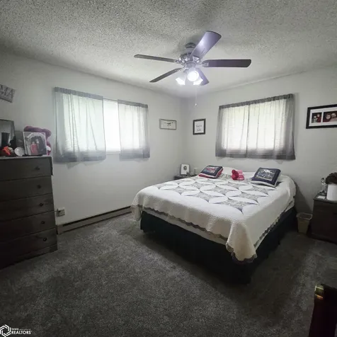 1307 Irvine Avenue New Sharon IA 50207