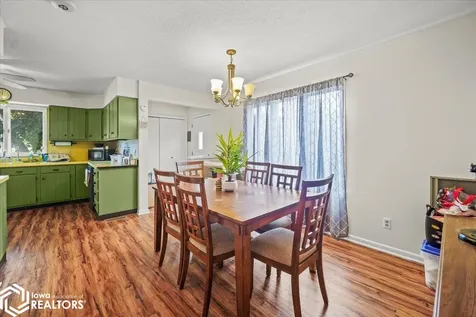714 2nd Avenue Ackley IA 50601