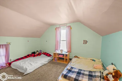 714 2nd Avenue Ackley IA 50601