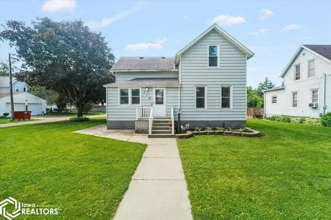 714 2nd Avenue Ackley IA 50601