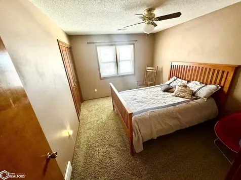 2709 Regina Drive Burlington IA 52601