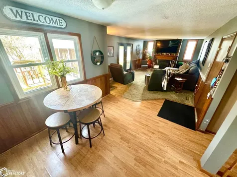 2709 Regina Drive Burlington IA 52601