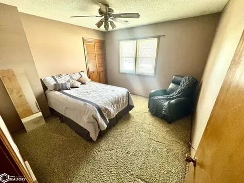 2709 Regina Drive Burlington IA 52601