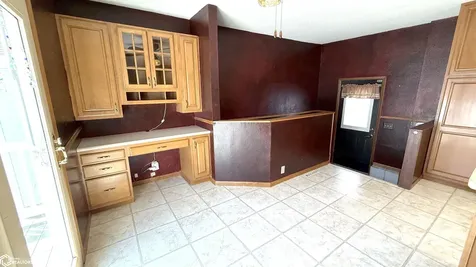715 4th Street NW Nora Springs IA 50458