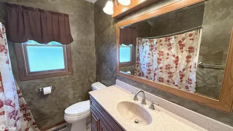 715 4th Street NW Nora Springs IA 50458
