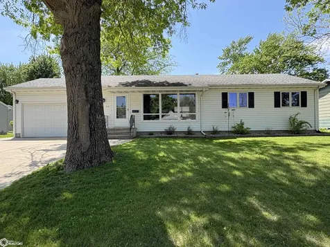 516 N Best Street Forest City IA 50436