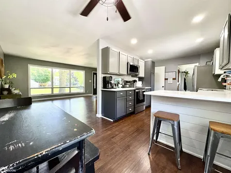516 N Best Street Forest City IA 50436