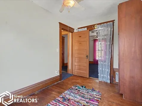 401 N Walnut Street N New London IA 52645