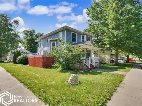 401 N Walnut Street N New London IA 52645