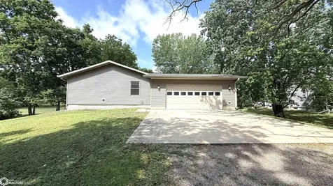 734 N Carolina Avenue Mason City IA 50401
