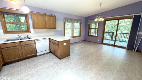 734 N Carolina Avenue Mason City IA 50401
