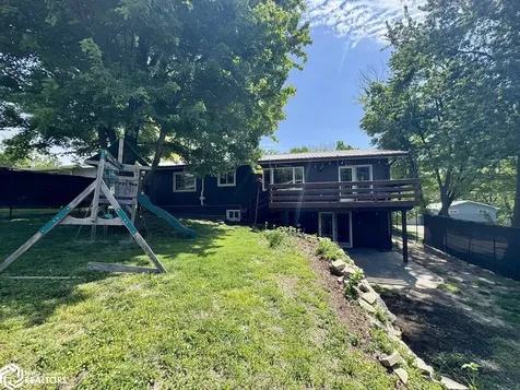 156 Crestview Drive Burlington IA 52601