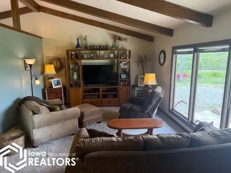 6773 195th Street Albia IA 52531
