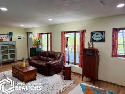 6773 195th Street Albia IA 52531