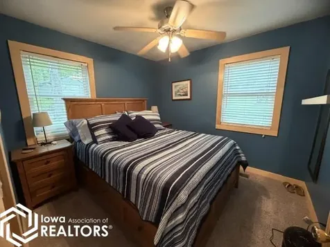 6183 NE Lakeshore Drive Brooklyn IA 52211