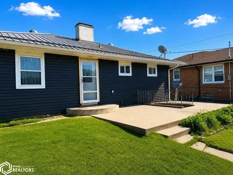 3308 Avenue J Fort Madison IA 52627
