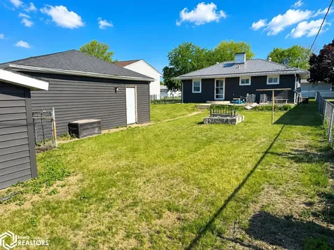 3308 Avenue J Fort Madison IA 52627