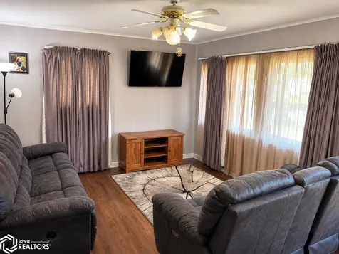 3308 Avenue J Fort Madison IA 52627