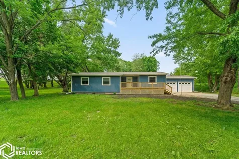 11698 S33 Highway Iowa Falls IA 50126