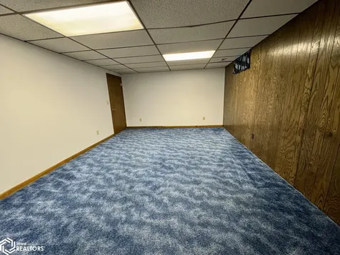 197 Crestview Drive Burlington IA 52601