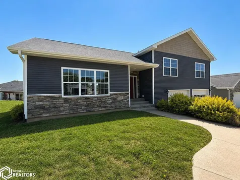 302 33rd Street Fort Madison IA 52627