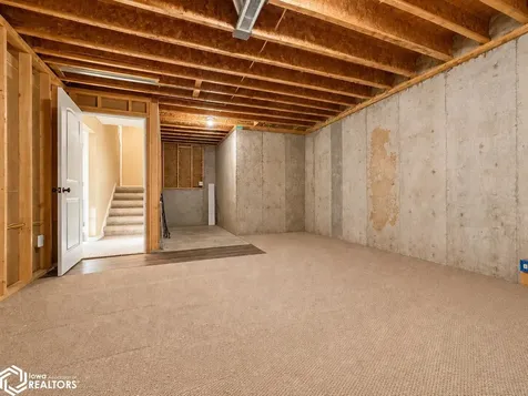 302 33rd Street Fort Madison IA 52627