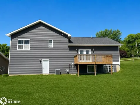 302 33rd Street Fort Madison IA 52627