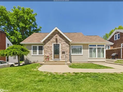1012 N 17th Street Keokuk IA 52632