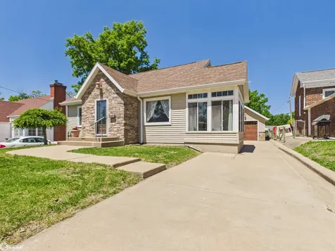 1012 N 17th Street Keokuk IA 52632