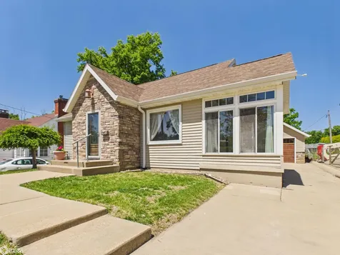 1012 N 17th Street Keokuk IA 52632