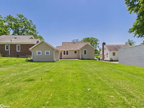 1012 N 17th Street Keokuk IA 52632