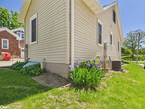 1012 N 17th Street Keokuk IA 52632