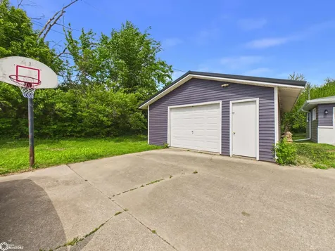 3582 270th Avenue Keokuk IA 52632