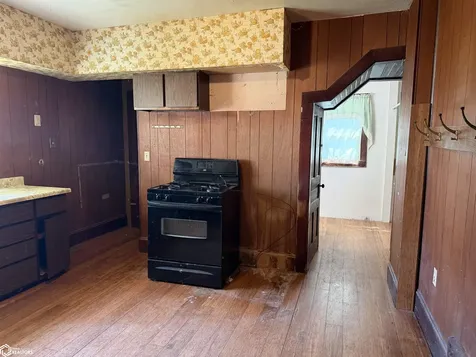 307 E Main Street Wayland IA 52654