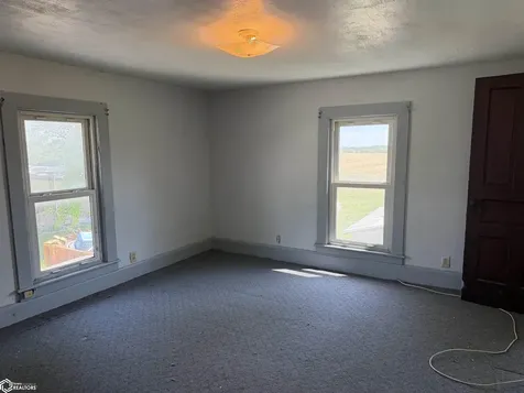 307 E Main Street Wayland IA 52654